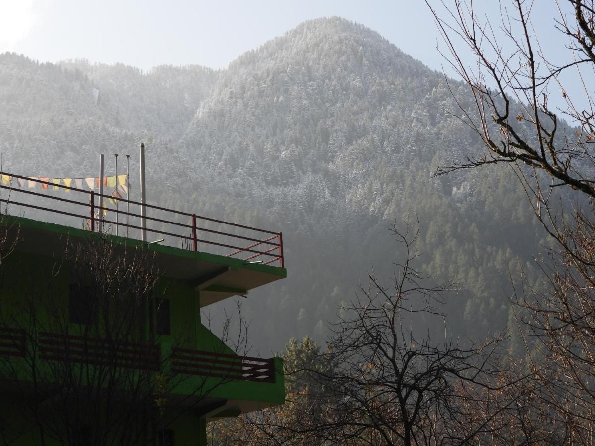 The Royal Orchard Kasol Hotel Екстериор снимка
