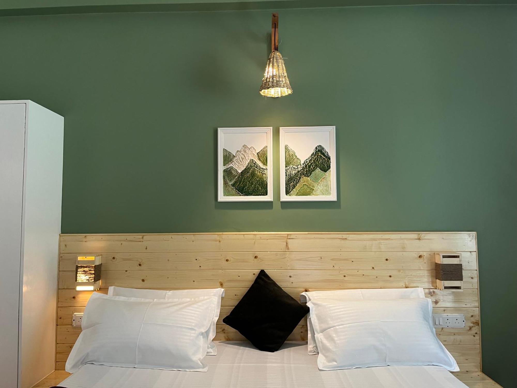 The Royal Orchard Kasol Hotel Екстериор снимка